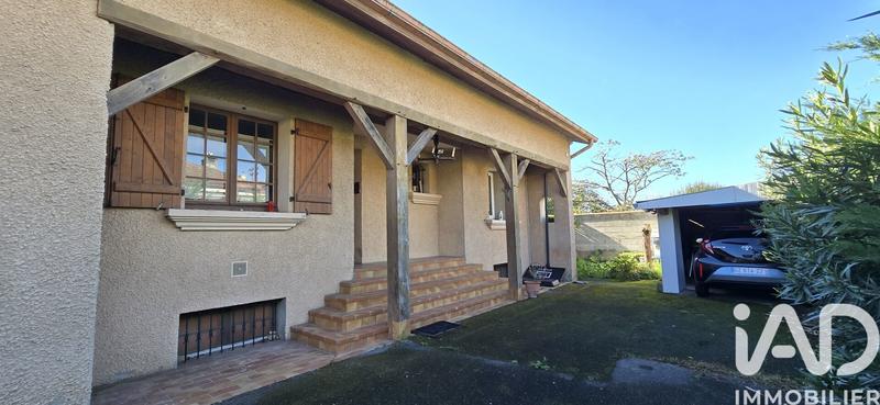 Maison - 200 m² - 6 pièces