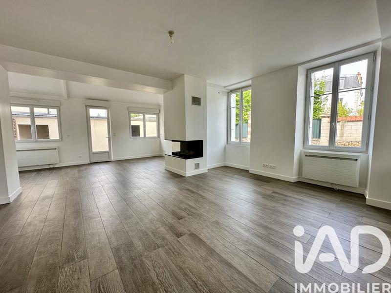 Immeuble - 242 m²