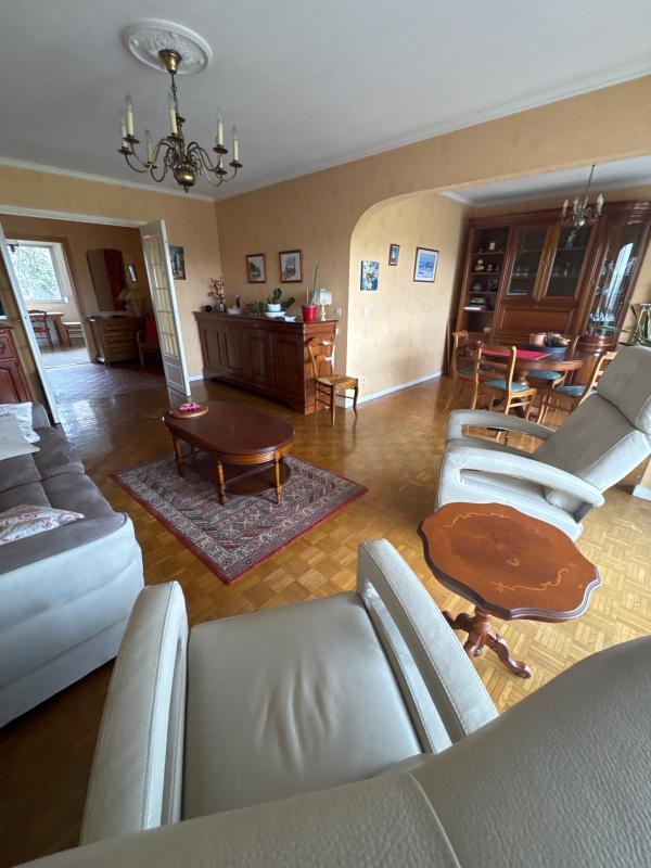 Appartement - 84 m² - 3 pièces