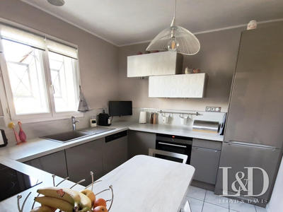 Maison traditionnelle - 134 m² - 6 pièces