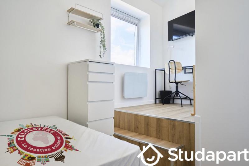 Chambre - 9 m² - 1 pièce