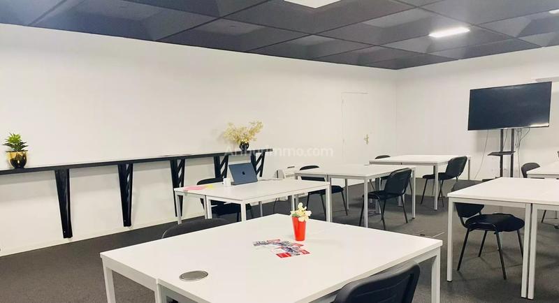 Bureau - 25 m² - 1 pièce