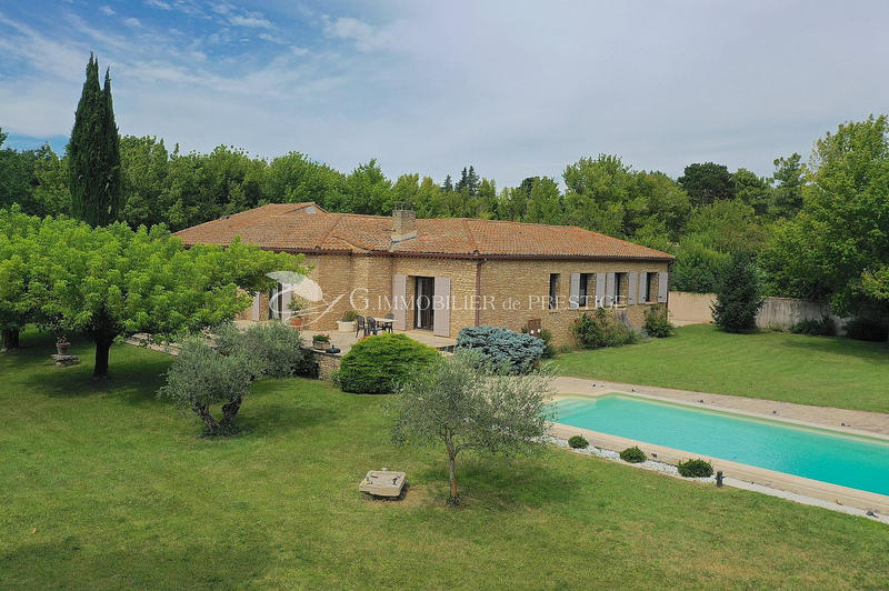 Villa - 230 m² - 5 pièces