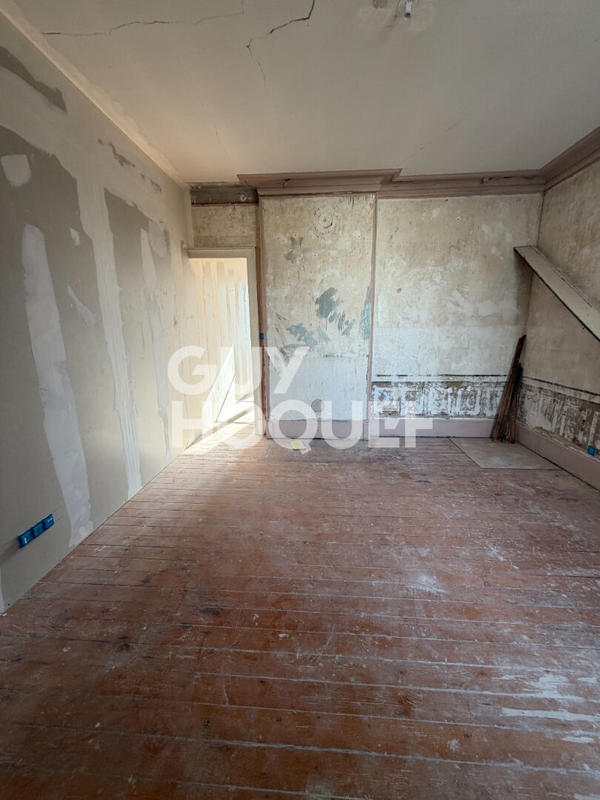 Maison - 150 m² - 10 pièces