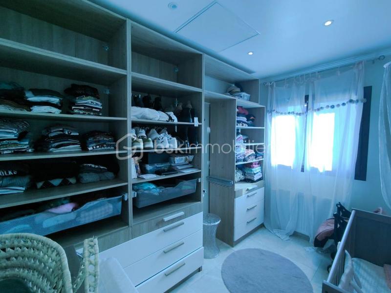 Maison - 167 m² - 6 pièces