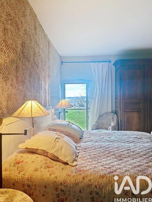 Maison - 195 m² - 6 pièces