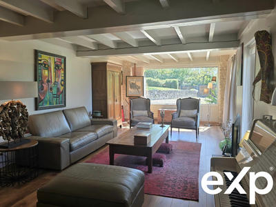 Maison traditionnelle - 176 m² - 8 pièces