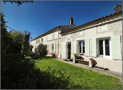 Maison en pierre - 270 m² - 10 pièces