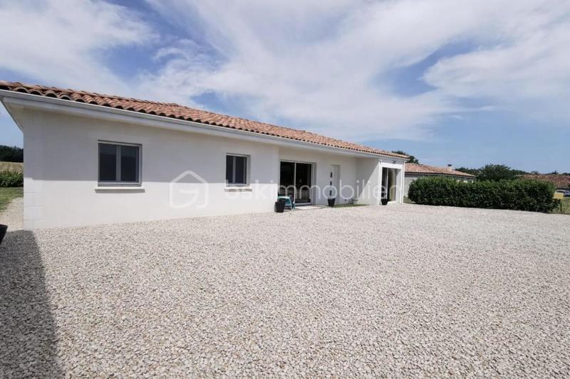 Maison - 121 m² - 6 pièces