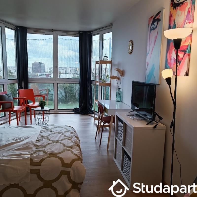 Chambre - 11 m² - 1 pièce