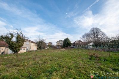 Terrain constructible - 558 m²