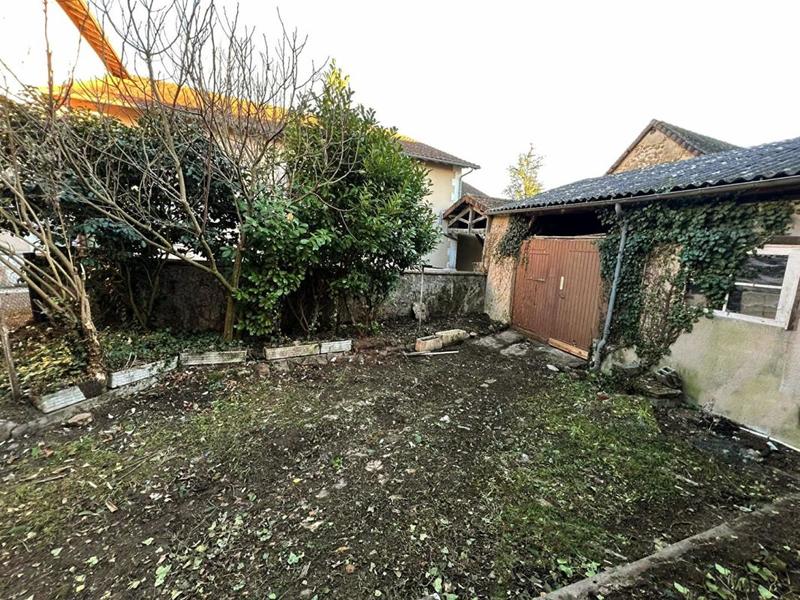 Maison de village - 110 m² - 6 pièces