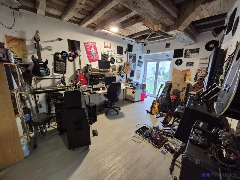 Maison ancienne - 244 m² - 7 pièces