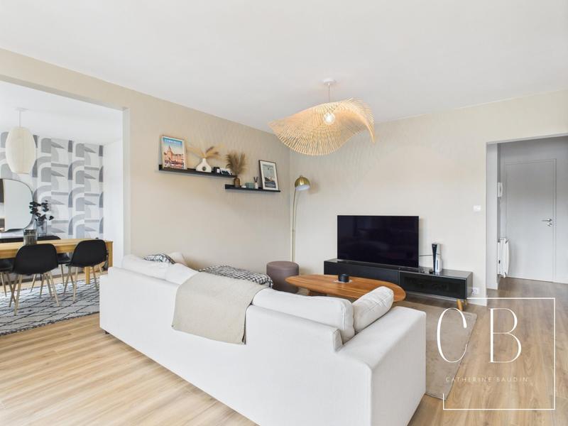 Appartement - 81 m² - 3 pièces