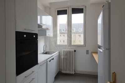 Appartement - 82 m² - 3 pièces