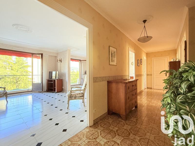 Appartement - 109 m² - 5 pièces