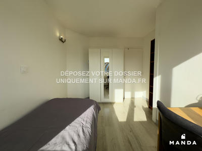 Chambre - 10 m² - 4 pièces