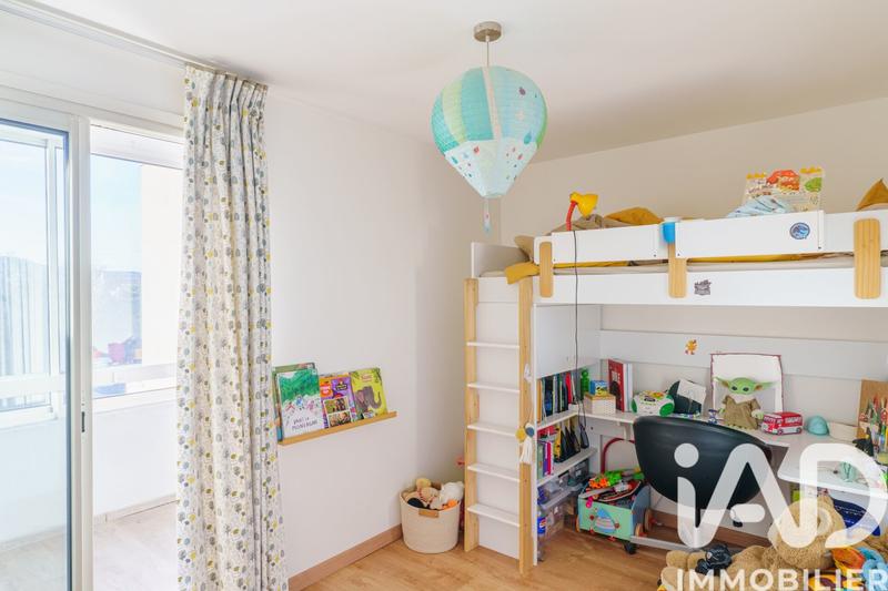 Appartement - 98 m² - 5 pièces