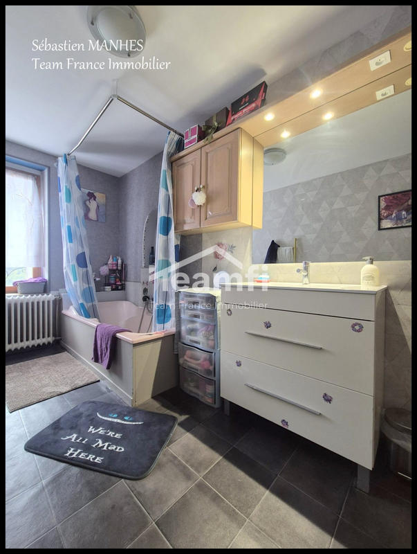 Maison - 157 m² - 8 pièces