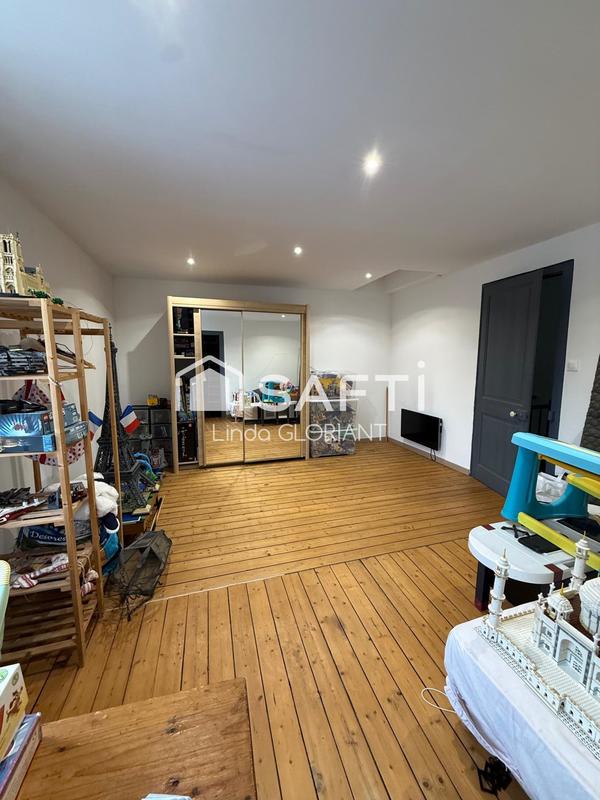 Maison de maîtres - 273 m² - 15 pièces