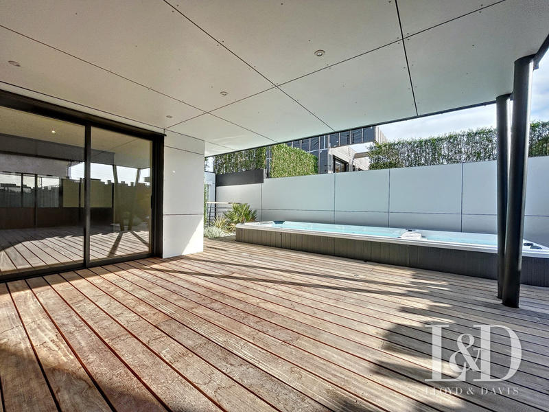 Villa - 216 m² - 5 pièces