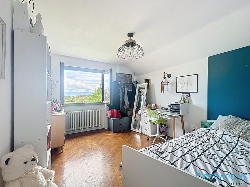 Maison traditionnelle - 125 m² - 4 pièces