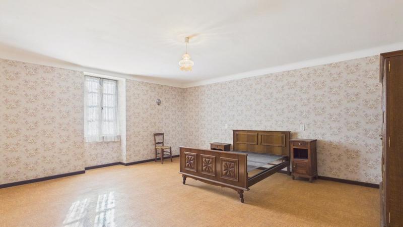 Corps de ferme - 150 m² - 6 pièces