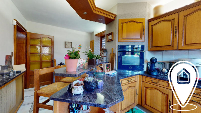 Maison - 162 m² - 6 pièces