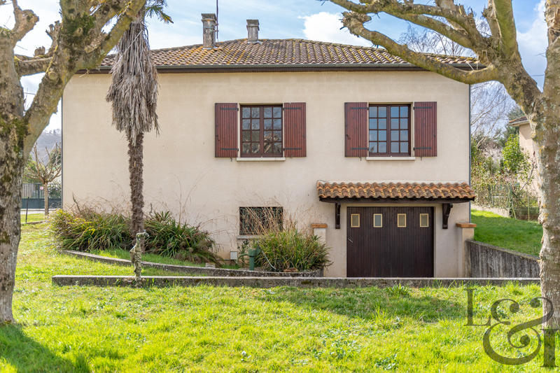 Maison - 98 m² - 4 pièces