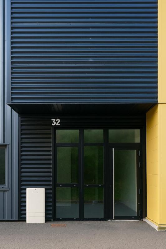 Local d'activité / Entrepôt - 200 m²