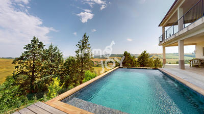 Villa - 224 m² - 6 pièces