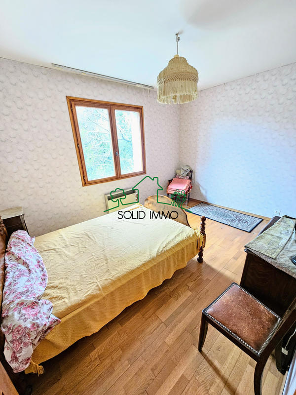 Maison - 196 m² - 8 pièces