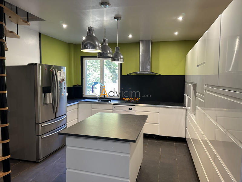 Maison - 132 m² - 5 pièces