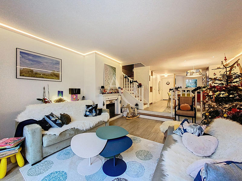 Maison - 145 m² - 7 pièces