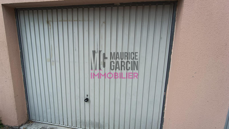 Parking / Garage - 15 m²