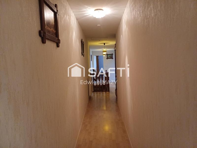 Maison - 140 m² - 5 pièces