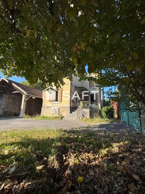 Maison - 124 m² - 10 pièces