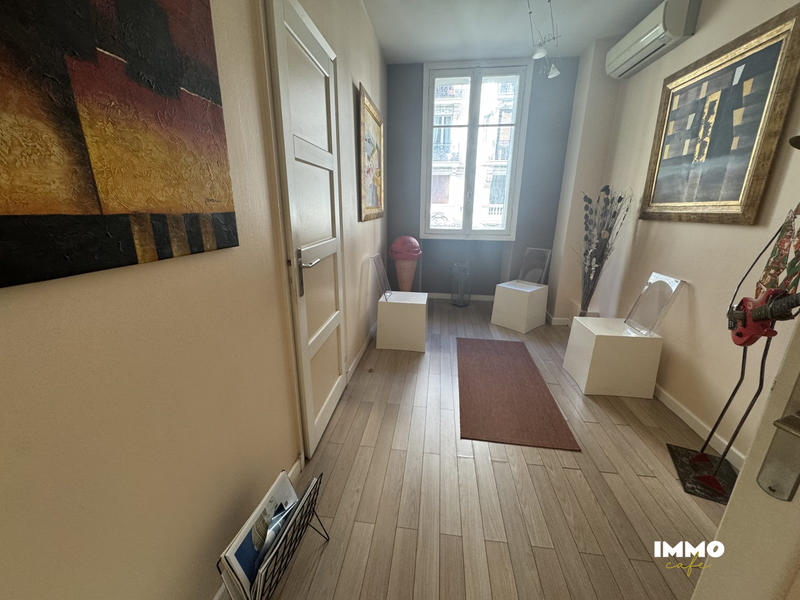 Appartement - 104 m² - 3 pièces