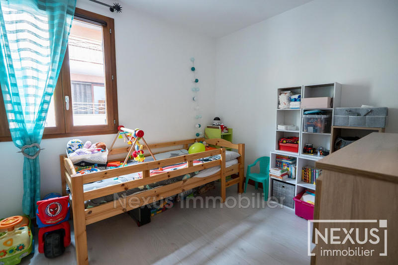 Appartement - 94 m² - 5 pièces