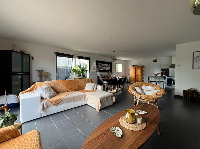 Maison - 130 m² - 5 pièces