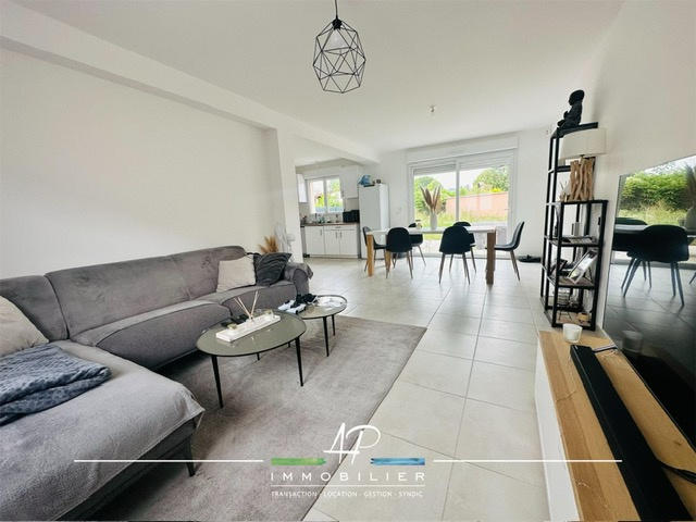 Maison - 97 m² - 5 pièces