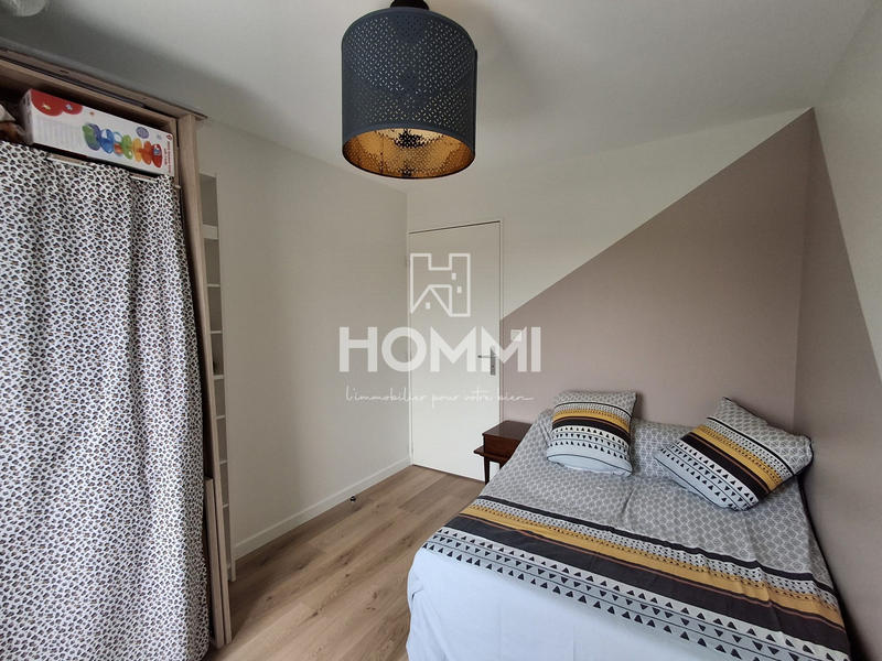 Maison traditionnelle - 96 m² - 5 pièces