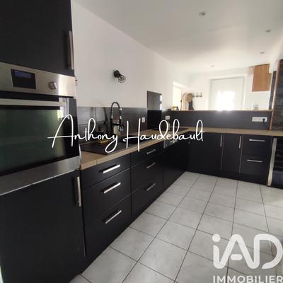 Maison - 137 m² - 5 pièces