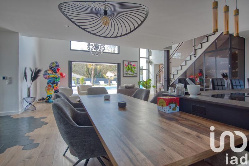 Maison de maîtres - 180 m² - 7 pièces