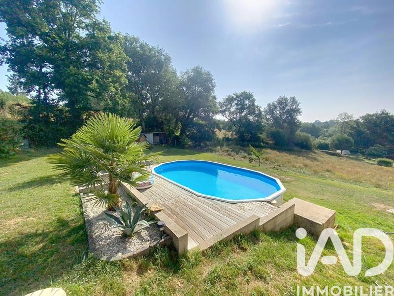 Maison - 88 m² - 5 pièces