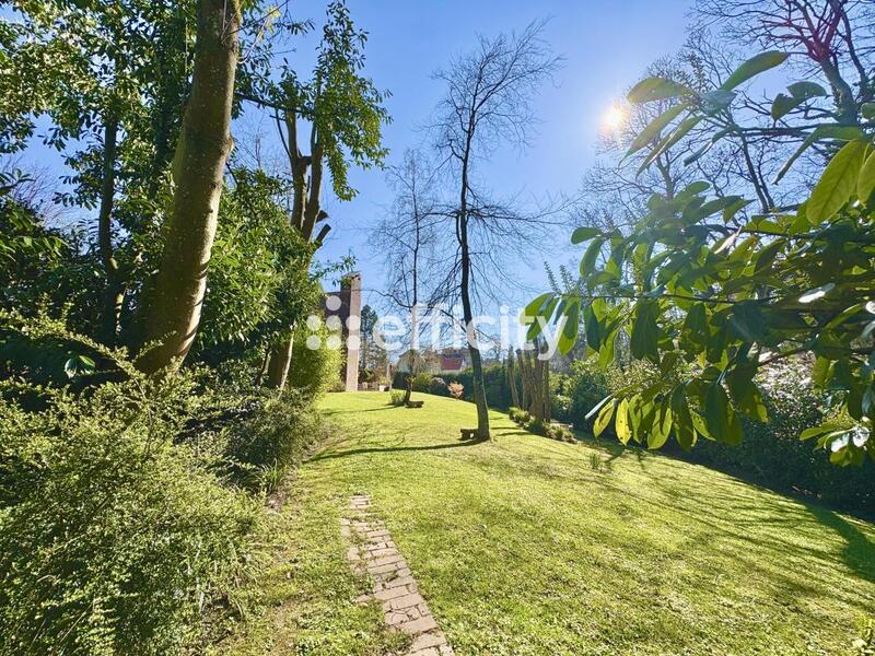 Maison d'architecte - 205 m² - 7 pièces