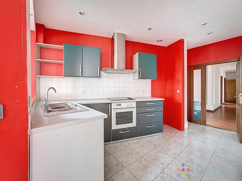 Appartement - 150 m² - 4 pièces