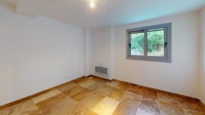 Appartement - 90 m² - 3 pièces