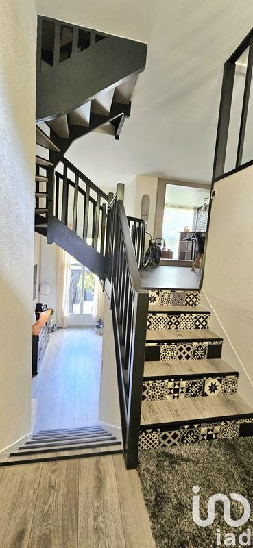 Maison - 113 m² - 6 pièces