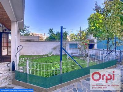 Maison - 92 m² - 3 pièces